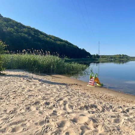 Lawendowa Przystan Wicko 3 Km Od Miedzyzdrojow キャンプ場 ミエンジズドロイェ