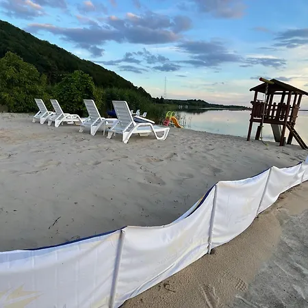 キャンプ場 Lawendowa Przystan Wicko 3 Km Od Miedzyzdrojow ミエンジズドロイェ